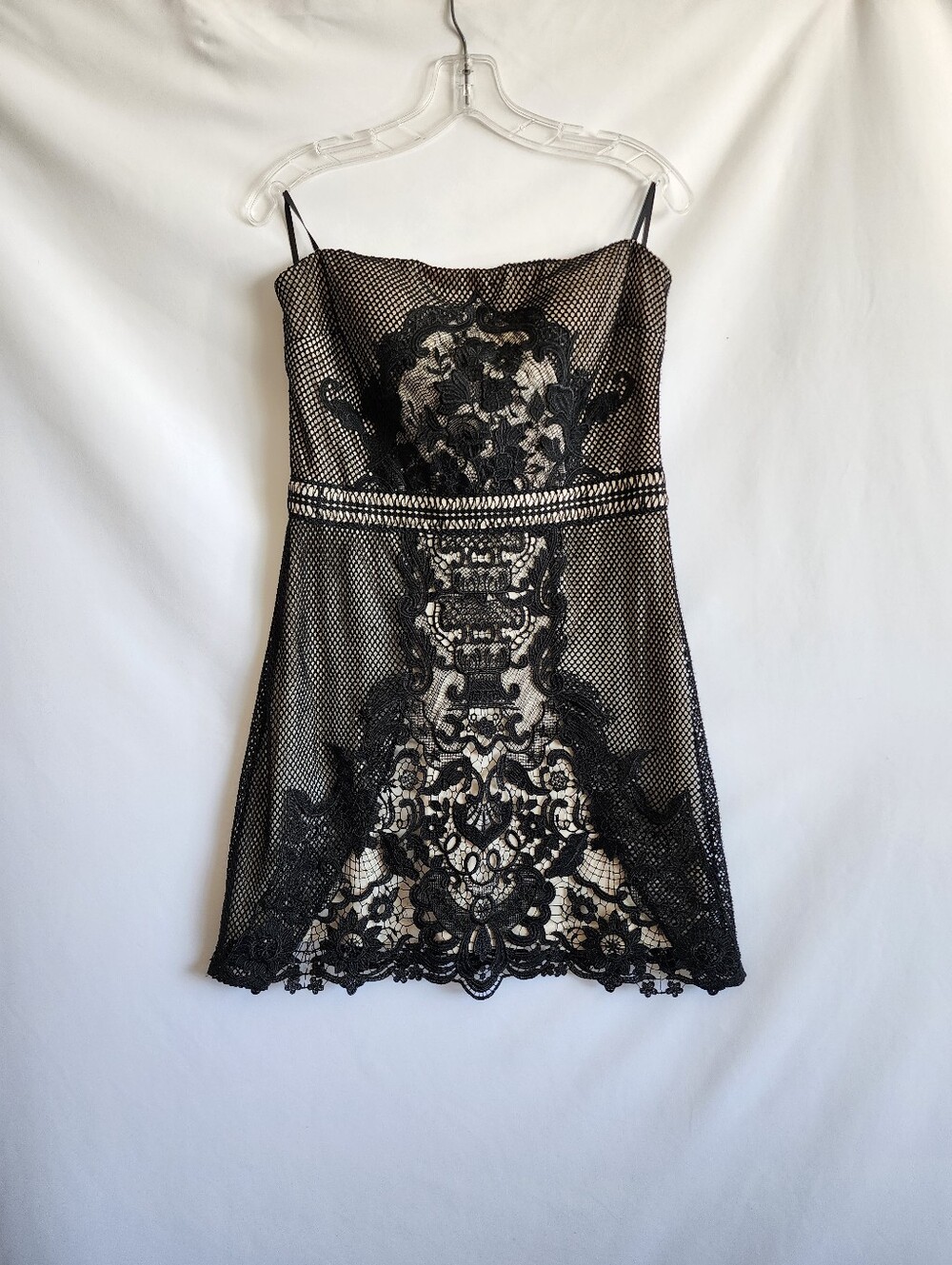 Windsor Dress Size XL Black Gothic Floral Lace Strapless